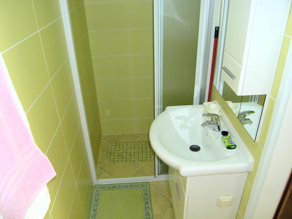 Apartman Vera Кърк Екстериор снимка
