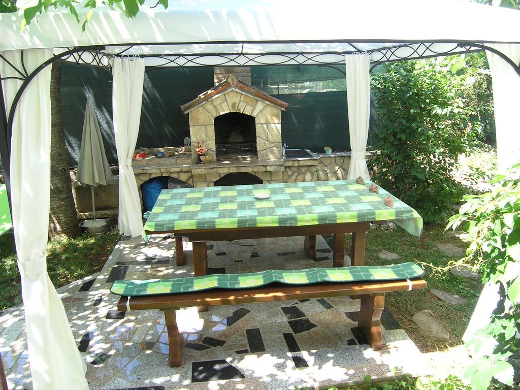 Apartman Vera Кърк Екстериор снимка